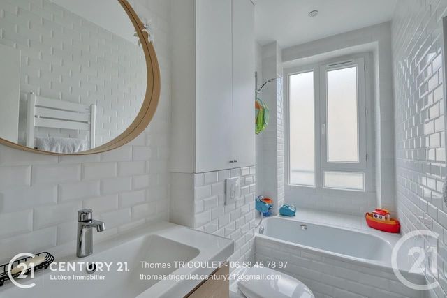 Appartement F4 à vendre - 4 pièces - 80.0 m2 - PARIS - 75014 - ILE-DE-FRANCE - Century 21 Lutèce Immobilier Appartement F4 à vendre - 4 pièces - 80.0 m2 - PARIS - 75014 - ILE-DE-FRANCE - Century 21 Lutèce Immobilier