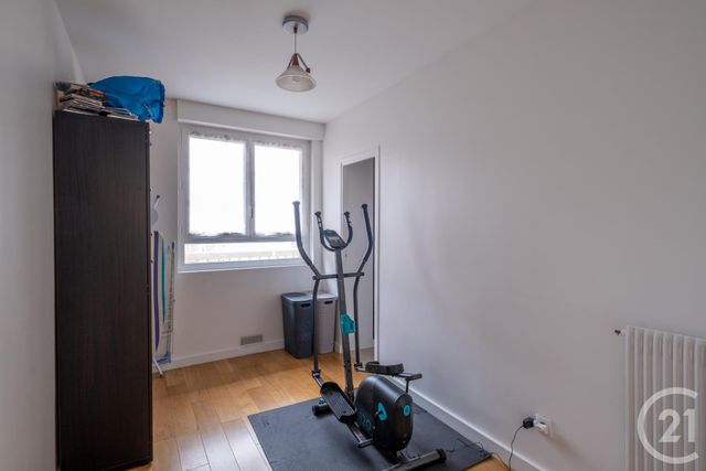 Appartement F6 à vendre - 6 pièces - 132.6 m2 - PARIS - 75013 - ILE-DE-FRANCE - Century 21 Lutèce Immobilier Appartement F6 à vendre - 6 pièces - 132.6 m2 - PARIS - 75013 - ILE-DE-FRANCE - Century 21 Lutèce Immobilier