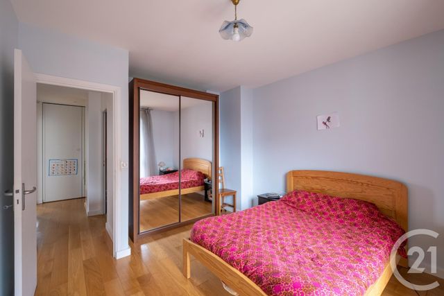 Appartement F6 à vendre - 6 pièces - 132.6 m2 - PARIS - 75013 - ILE-DE-FRANCE - Century 21 Lutèce Immobilier Appartement F6 à vendre - 6 pièces - 132.6 m2 - PARIS - 75013 - ILE-DE-FRANCE - Century 21 Lutèce Immobilier