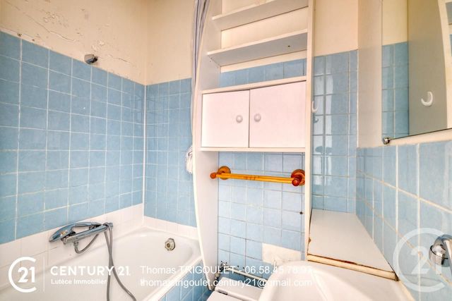 Appartement F2 à vendre - 2 pièces - 33.07 m2 - PARIS - 75013 - ILE-DE-FRANCE - Century 21 Lutèce Immobilier Appartement F2 à vendre - 2 pièces - 33.07 m2 - PARIS - 75013 - ILE-DE-FRANCE - Century 21 Lutèce Immobilier