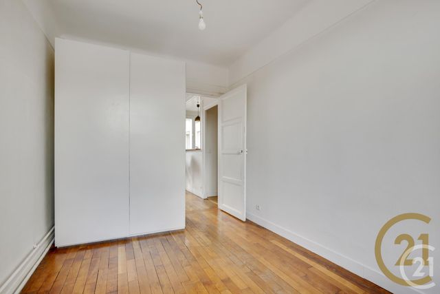 Afficher la photo en grand Appartement F2 à vendre - 2 pièces - 35.14 m2 - COURBEVOIE - 92 - ILE-DE-FRANCE - Century 21 Lutèce Immobilier