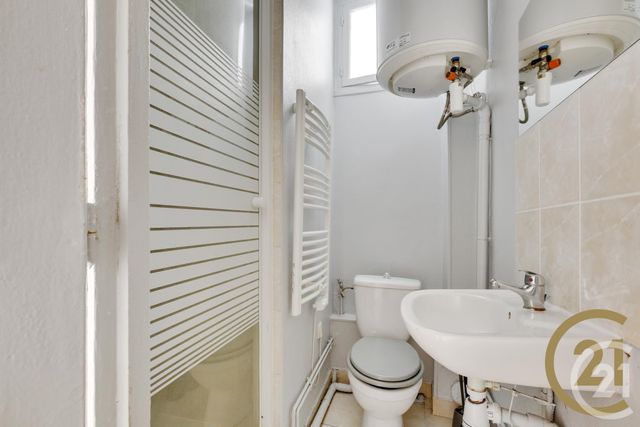 Afficher la photo en grand Appartement F2 à vendre - 2 pièces - 35.14 m2 - COURBEVOIE - 92 - ILE-DE-FRANCE - Century 21 Lutèce Immobilier