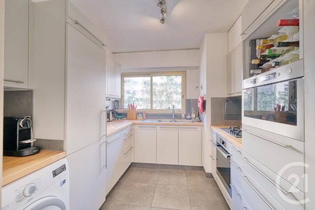 Afficher la photo en grand Appartement F4 à vendre - 4 pièces - 80.0 m2 - PARIS - 75013 - ILE-DE-FRANCE - Century 21 Lutèce Immobilier