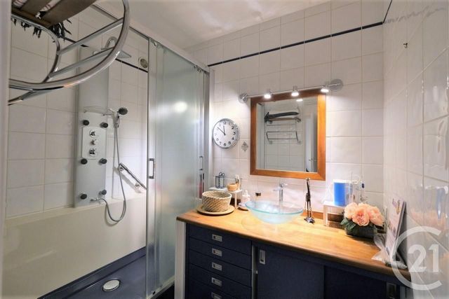 Afficher la photo en grand Appartement F4 à vendre - 4 pièces - 80.0 m2 - PARIS - 75013 - ILE-DE-FRANCE - Century 21 Lutèce Immobilier