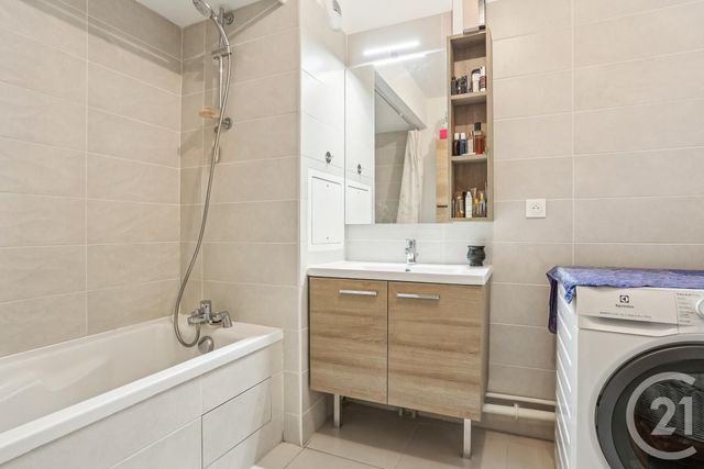 Appartement F3 à vendre - 3 pièces - 68.0 m2 - BAGNEUX - 92 - ILE-DE-FRANCE - Century 21 Lutèce Immobilier