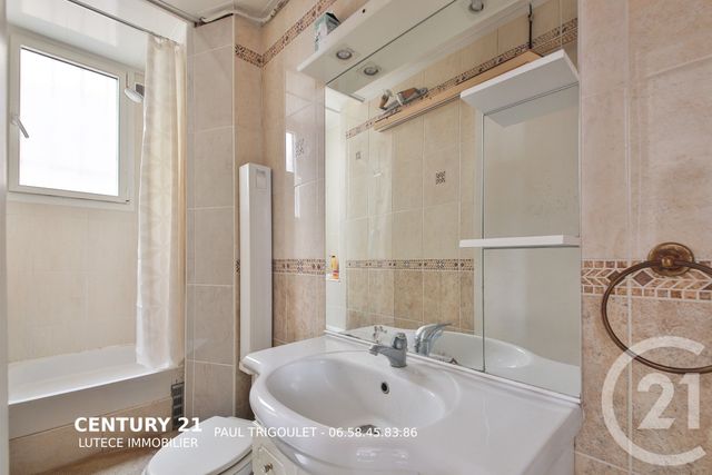 Appartement F2 à vendre - 2 pièces - 24.08 m2 - PARIS - 75013 - ILE-DE-FRANCE - Century 21 Lutèce Immobilier