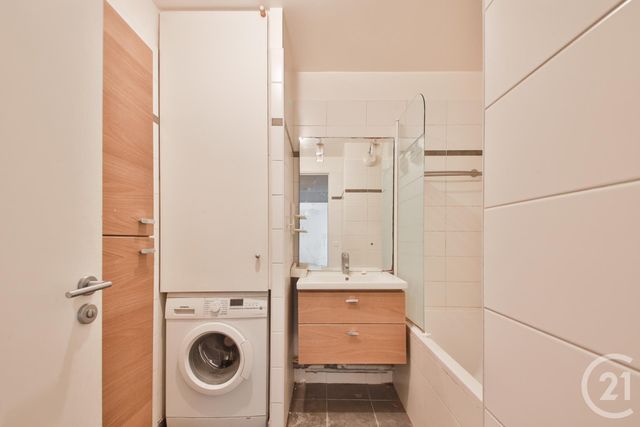 Appartement F2 à vendre - 2 pièces - 55.0 m2 - PARIS - 75013 - ILE-DE-FRANCE - Century 21 Lutèce Immobilier