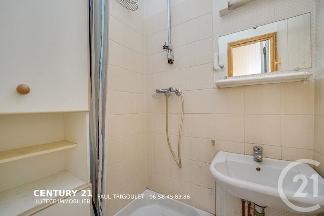 Appartement F3 à vendre - 3 pièces - 45.44 m2 - PARIS - 75013 - ILE-DE-FRANCE - Century 21 Lutèce Immobilier