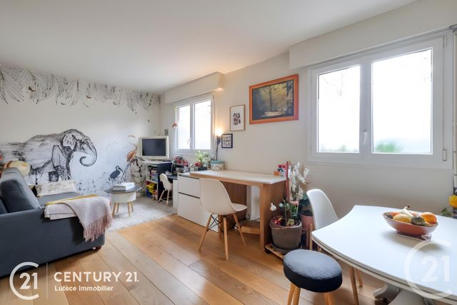 Appartement F3 à vendre - 3 pièces - 47.0 m2 - PARIS - 75013 - ILE-DE-FRANCE - Century 21 Lutèce Immobilier