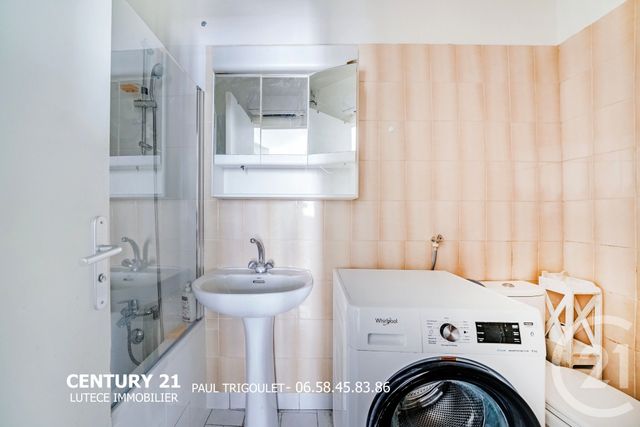 Appartement F2 à vendre - 2 pièces - 27.5 m2 - PARIS - 75013 - ILE-DE-FRANCE - Century 21 Lutèce Immobilier