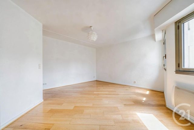 Appartement F1 à vendre - 1 pièce - 31.66 m2 - PARIS - 75013 - ILE-DE-FRANCE - Century 21 Lutèce Immobilier